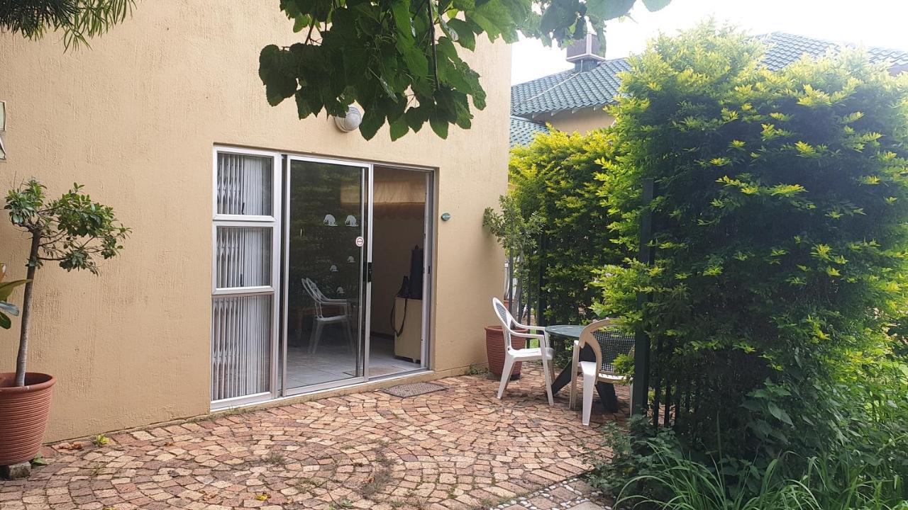 Matina Guest House Johannesburg Exterior foto